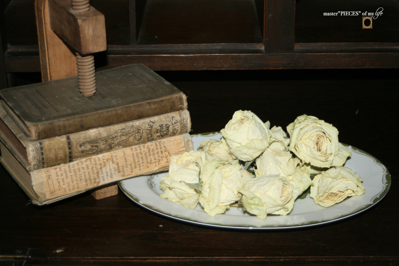 Vintage ooks & dried roses