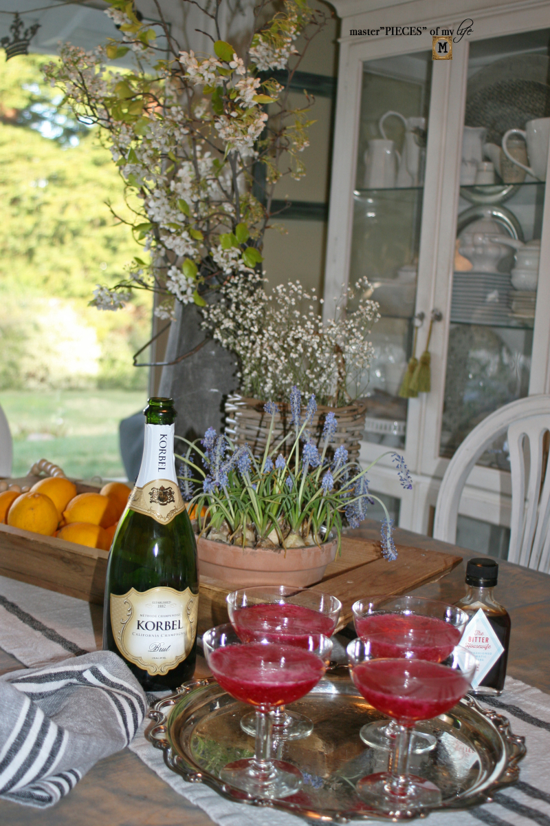 Cotton candy champagne cocktail 1