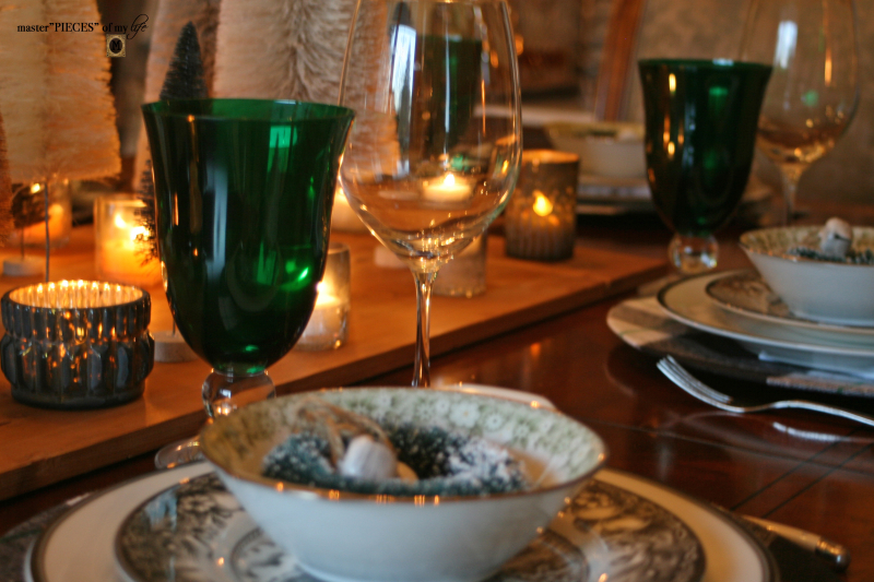 Bottlebrush Christmas tablescape8