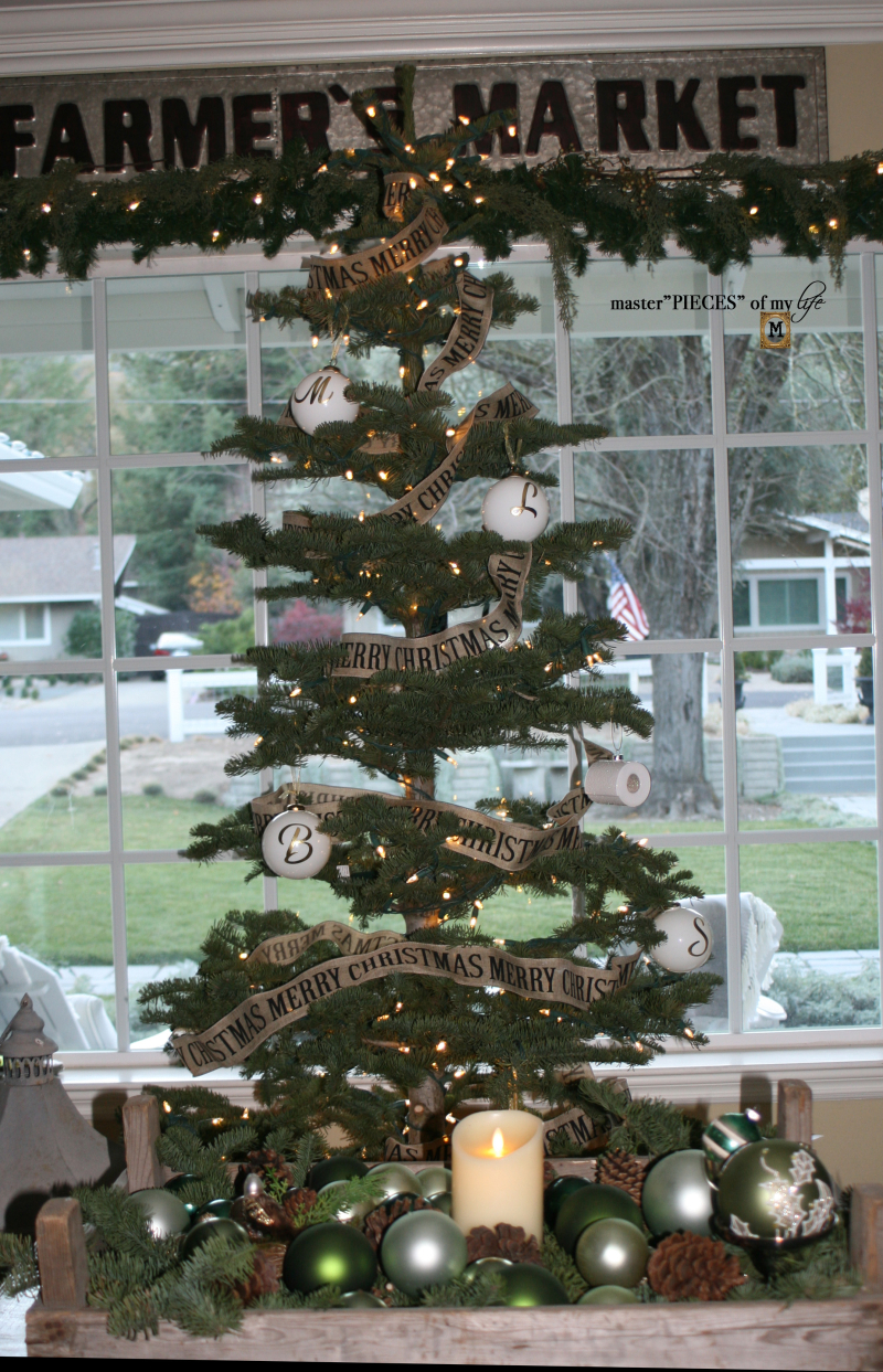 Baubles in a crate 8 Baubles in a crate 8