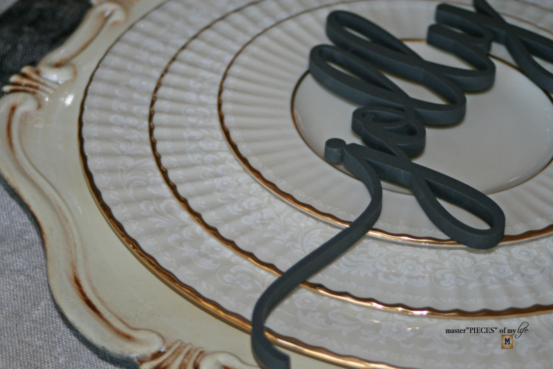 Sentiment Christmas tablescape7