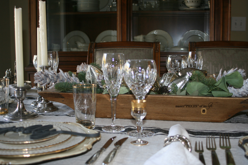 Sentiment Christmas tablescape9