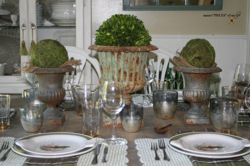 Fish dish tablescape5