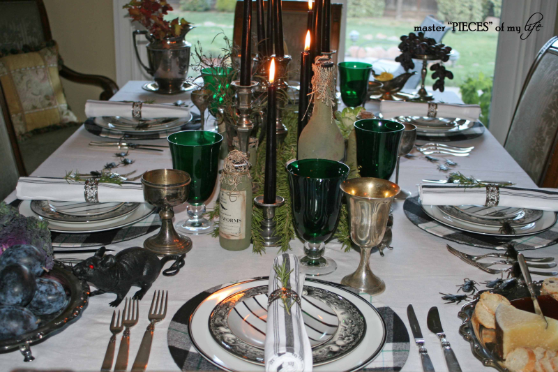 Green & black halloween tablescape3 Green & black halloween tablescape3