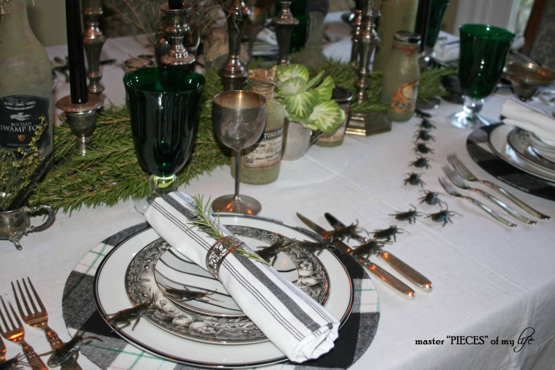 Green & black halloween tablescape4 Green & black halloween tablescape4