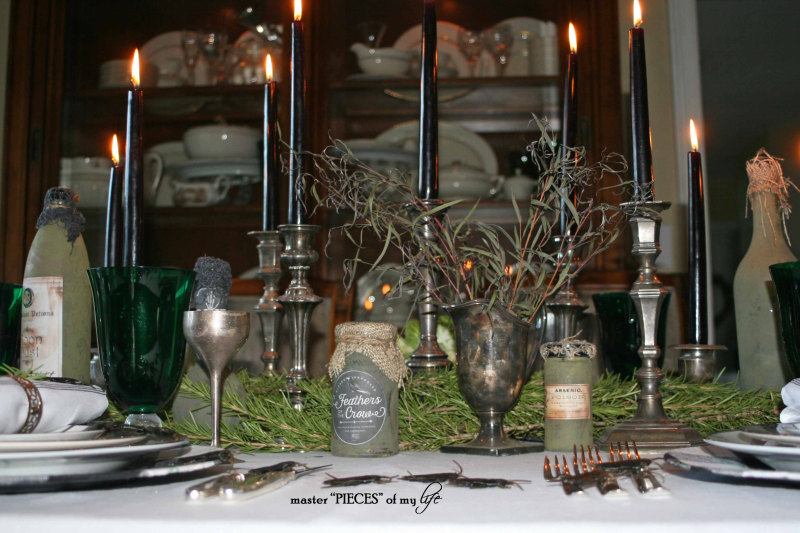 Green & black halloween tablescape11 Green & black halloween tablescape11