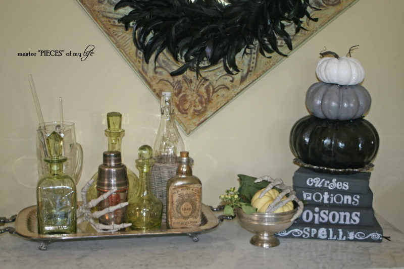 Green & black halloween tablescape15 Green & black halloween tablescape15