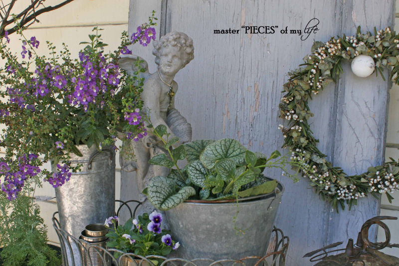 Metal pumkins garden1