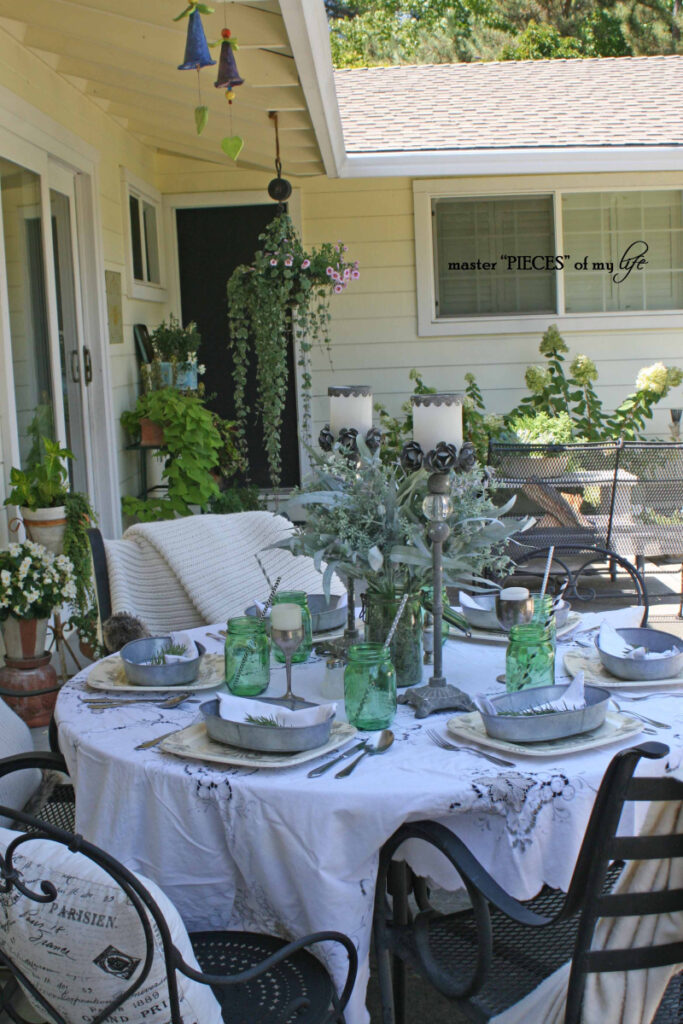 Dining entertaining area outdoor Room