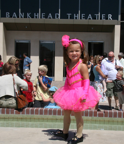 Lexi_in_front_of_theater