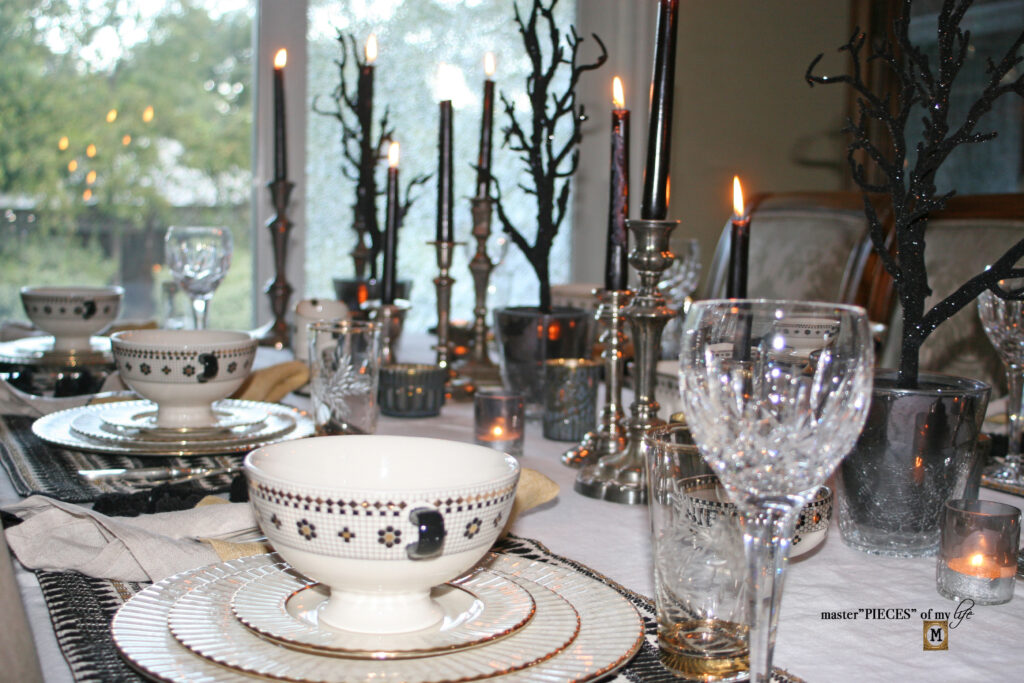 glitzy halloween table