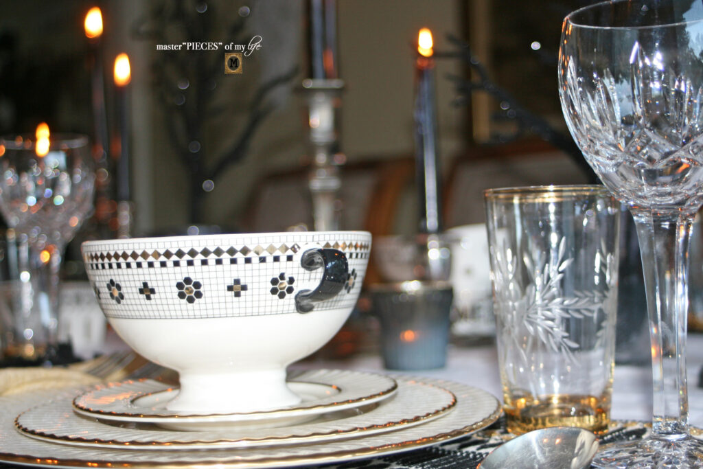 glitzy halloween tablescape