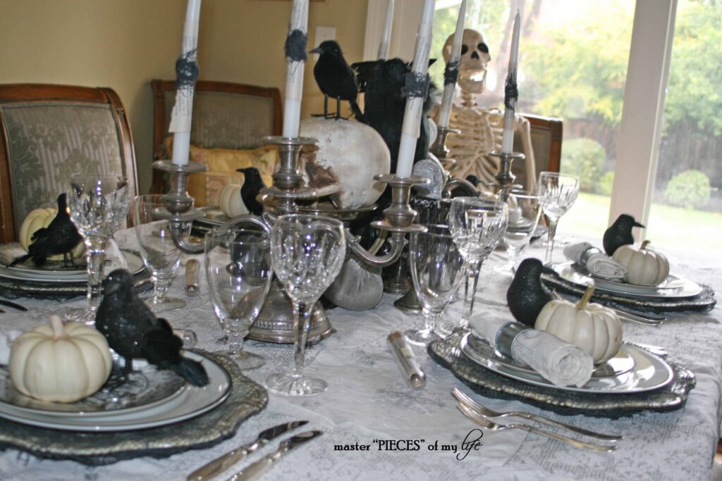 halloween table styling