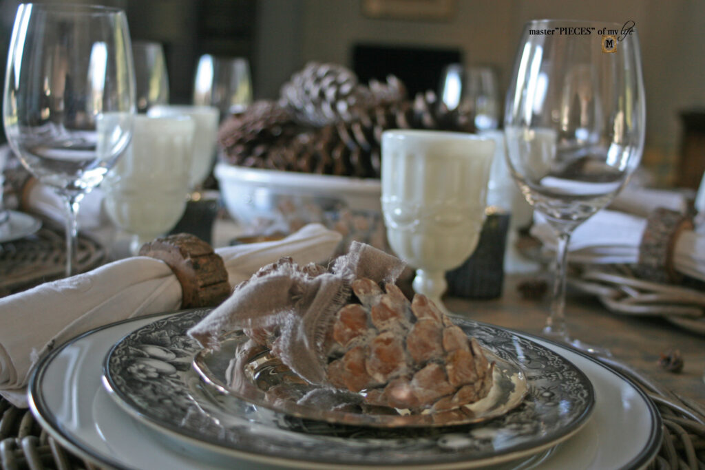pine cone table stylng