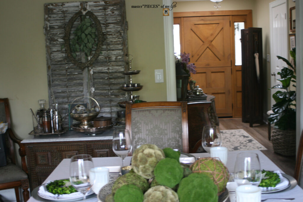 casual farmhouse dining tablescape