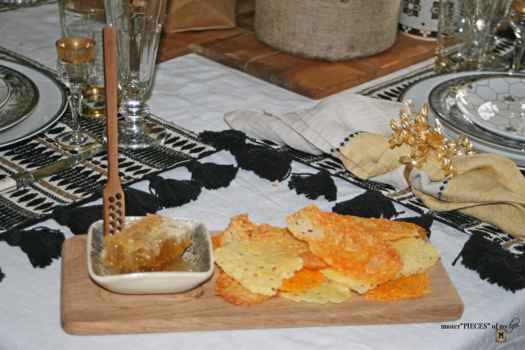 honeycomb cheesy cracker appetizer