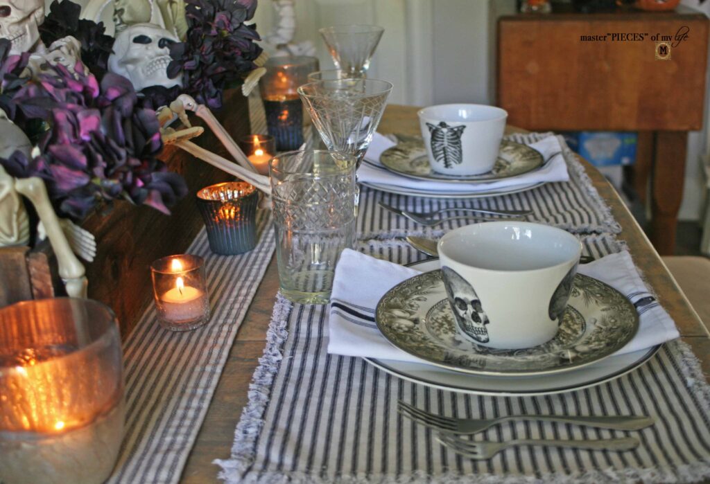 halloween table styling