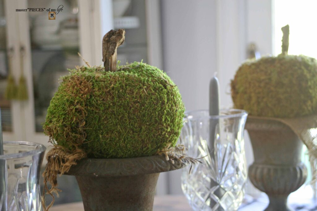 moss pumpkins