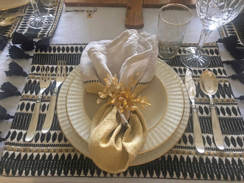 the 12 place settings of Christmas