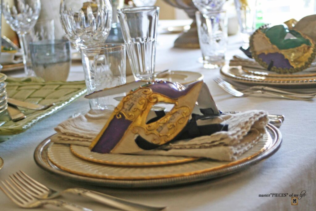 masquerade mask Mardi Gras table styling