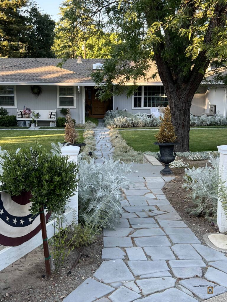 summer welcoming decor
