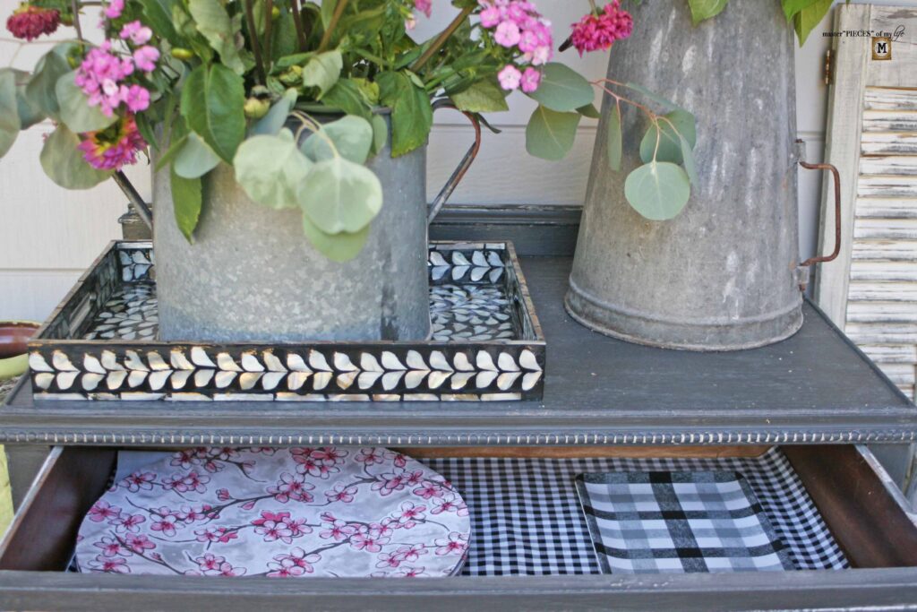 design & storage solutions on an outdoor sideboard