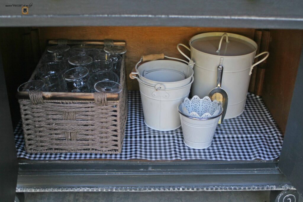 design & storage solutions on an outdoor sideboard