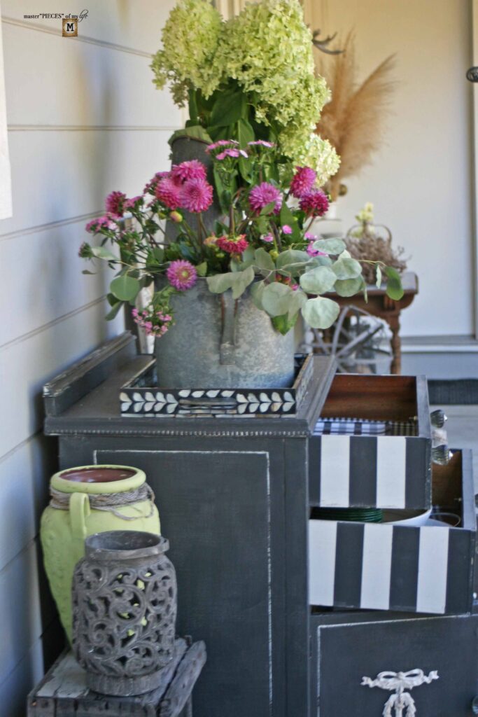 design & storage solutions on an outdoor sideboard