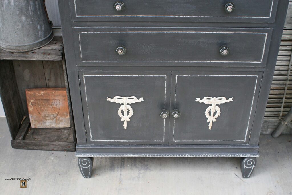 furniture appliques