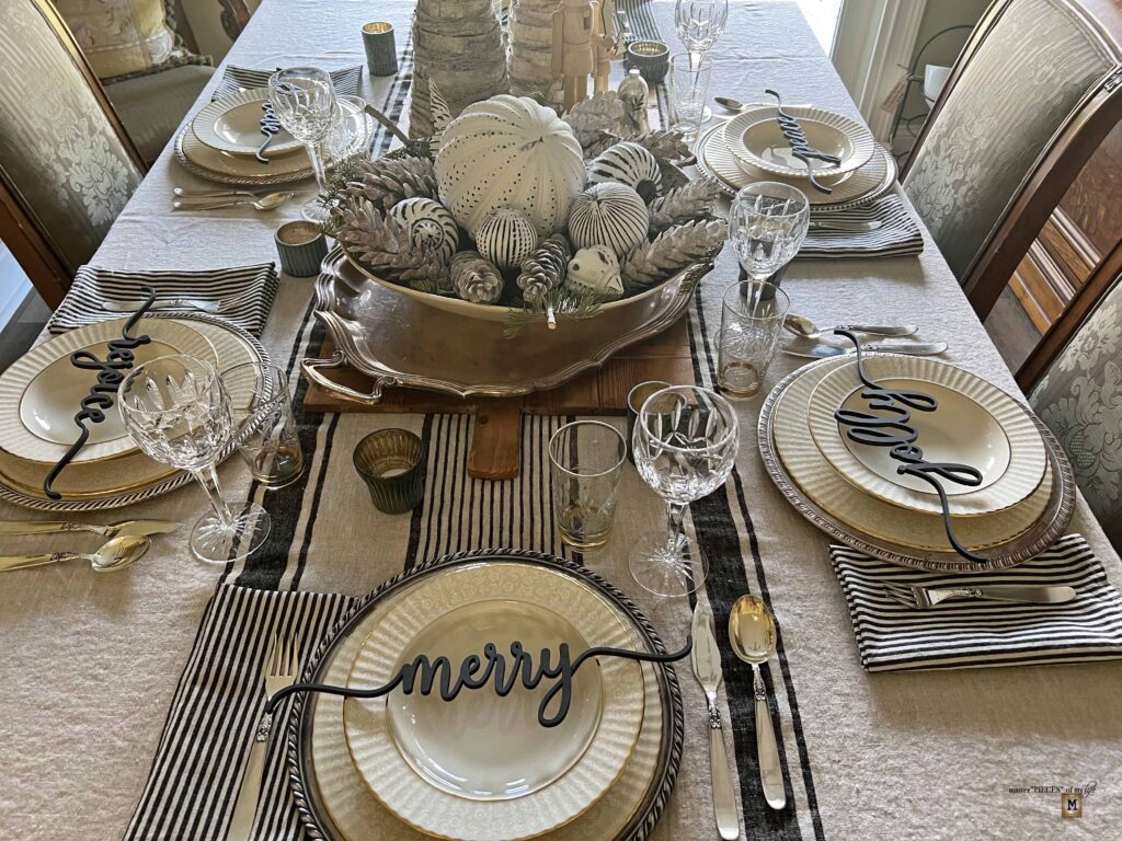 Christmas eve table