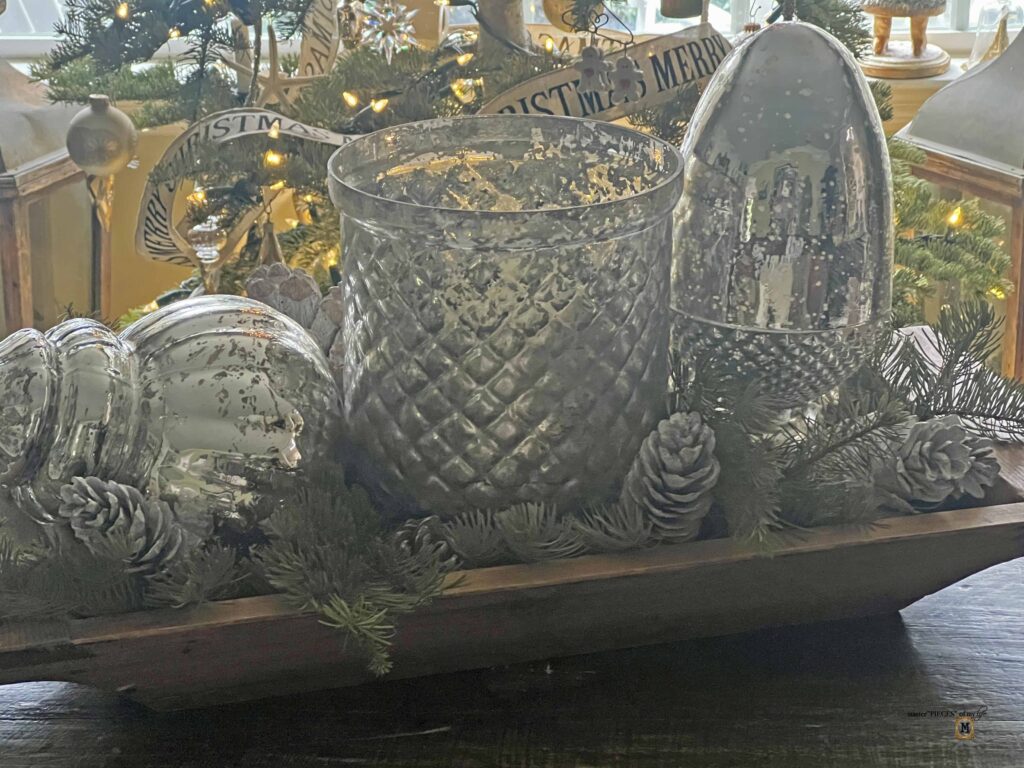 Christmas vignette in a dough bowl