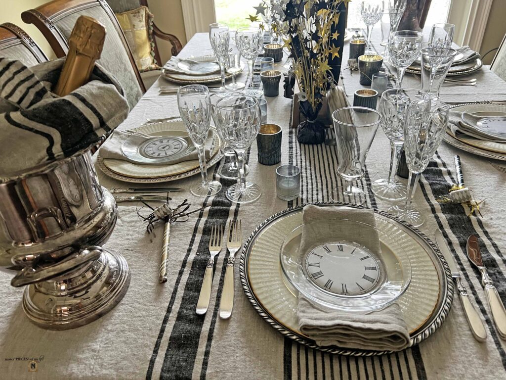 timely New Year's Eve table design