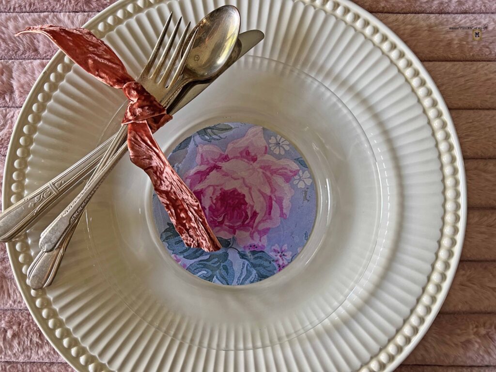 DIY Valentine's Day glass Plates