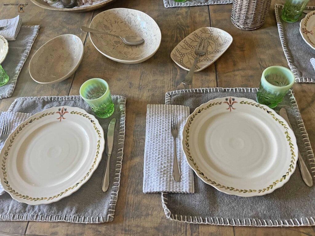 holiday tablescape roundup
