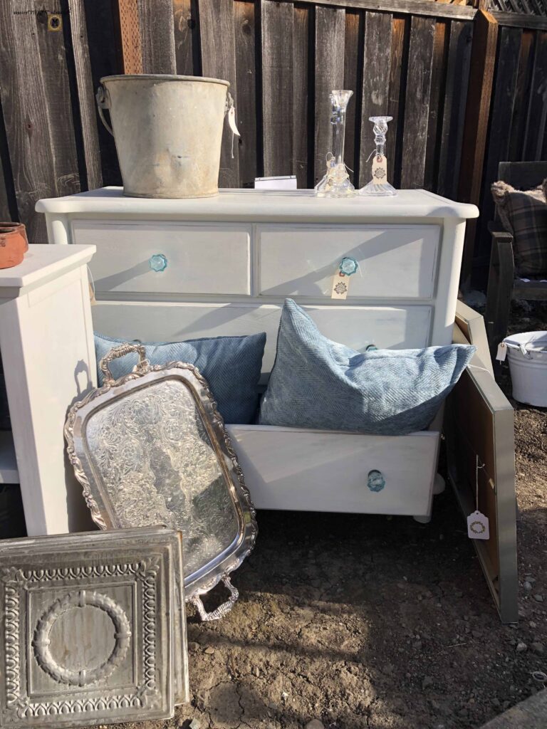 a guide to secondhand shopping