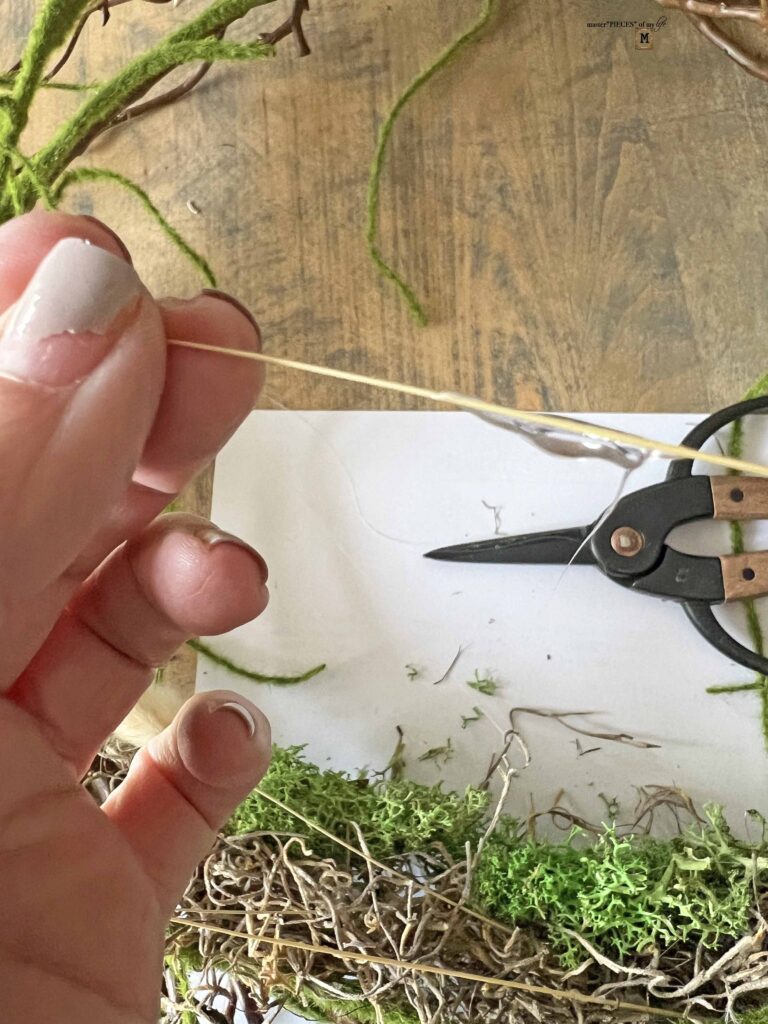 wispy mushroom wreath DIY