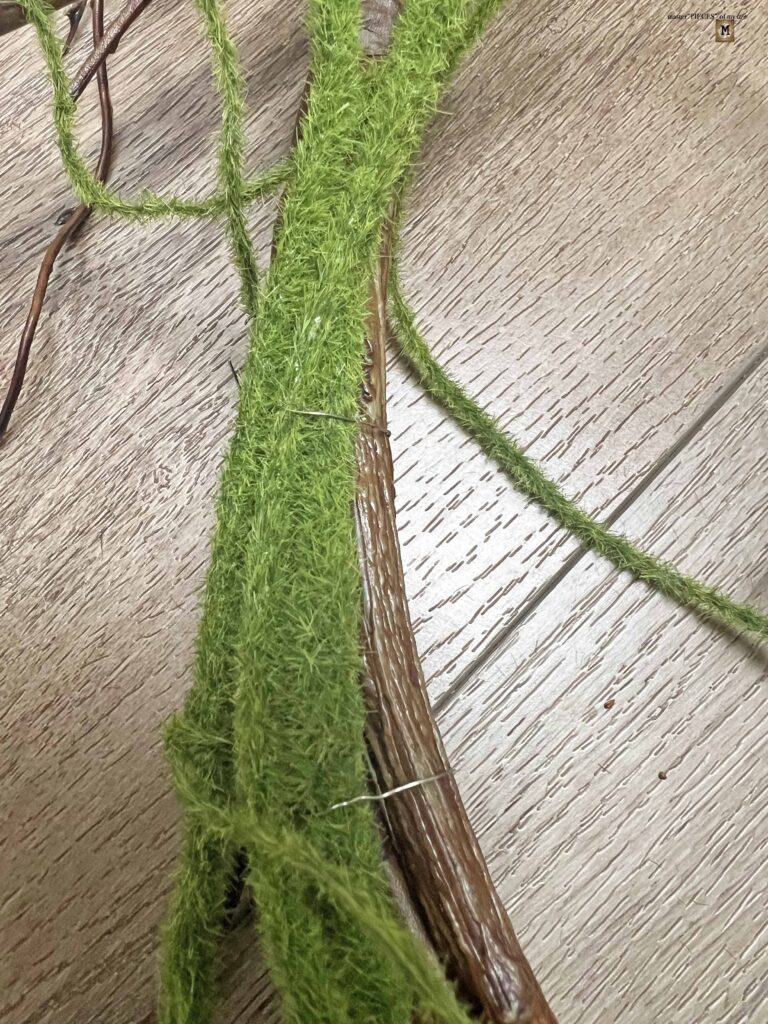 wispy mushroom wreath DIY