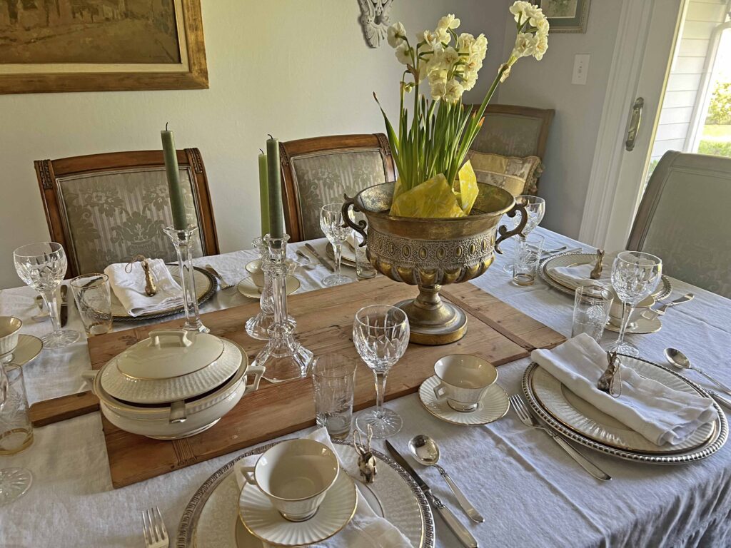 gold bunny Easter table