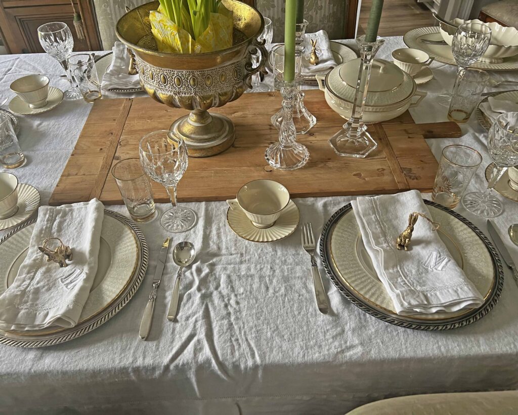 gold bunny Easter table