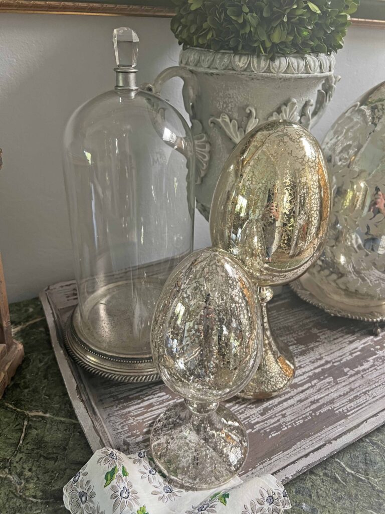 how to layer an Easter decorative vignette