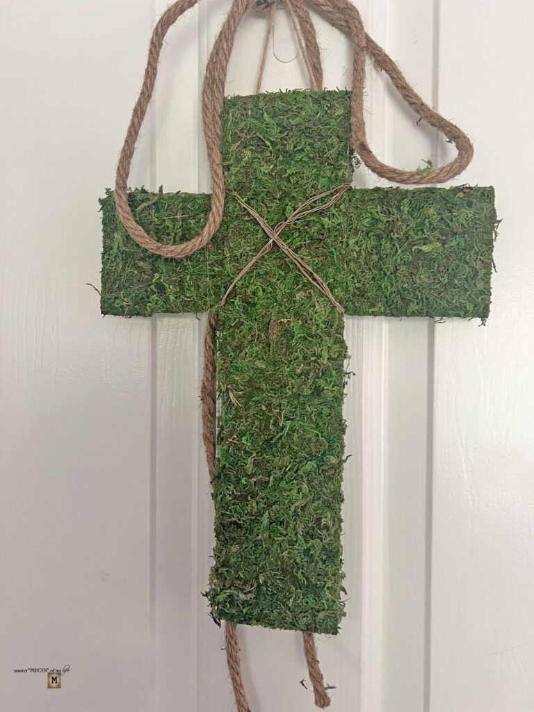 moss cross DIY