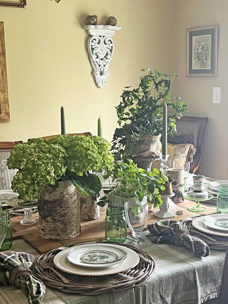 shamrock St. Patrick's Day table