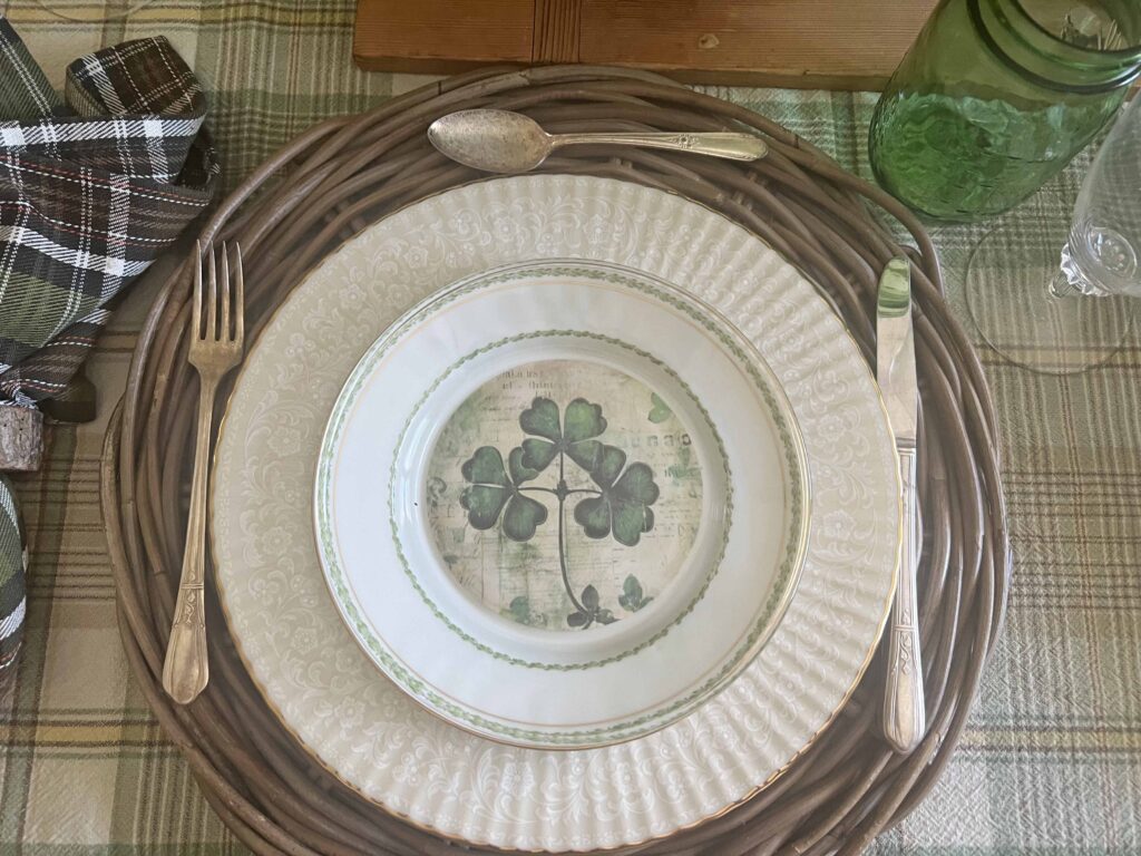 shamrock St. Patrick's Day table