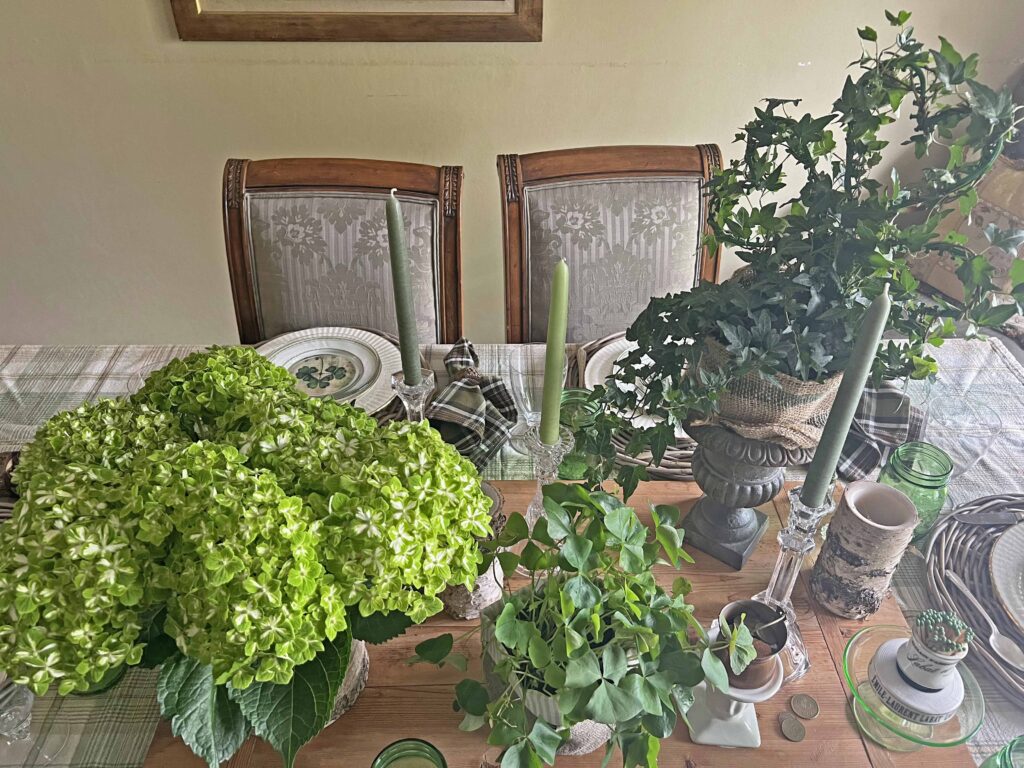 shamrock St. Patrick's Day table