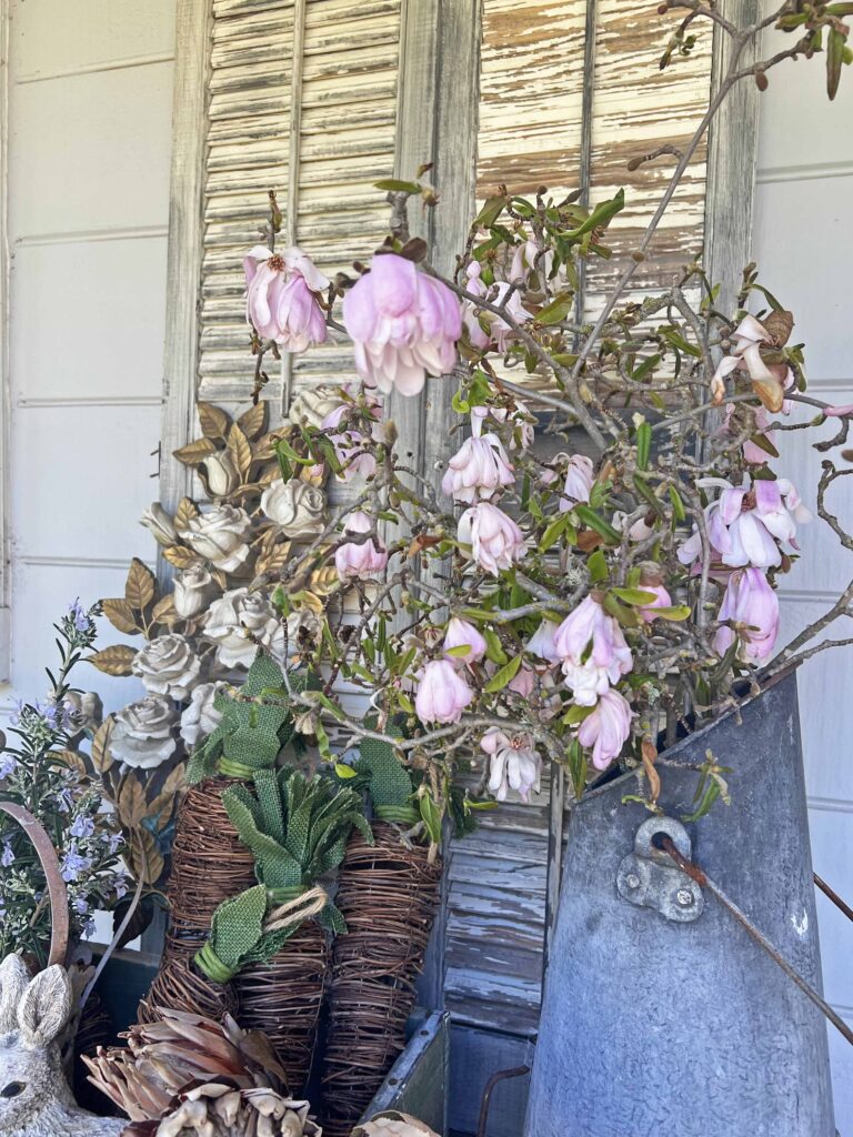 spring has sprung! inspired outdoor decor vignette