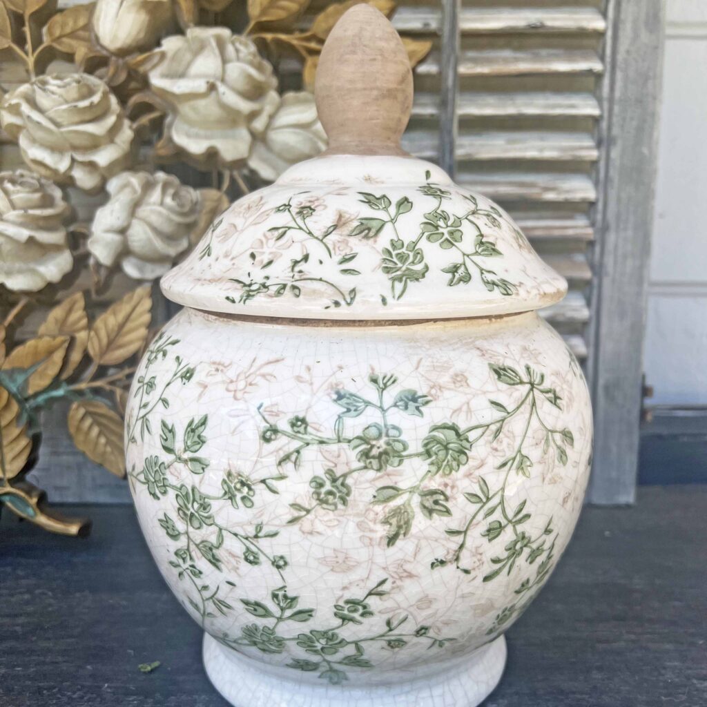 ginger jar decor