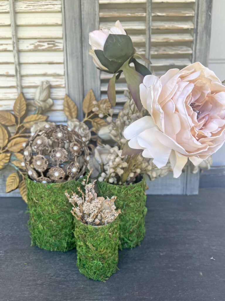 DIY moss containers from tin cans