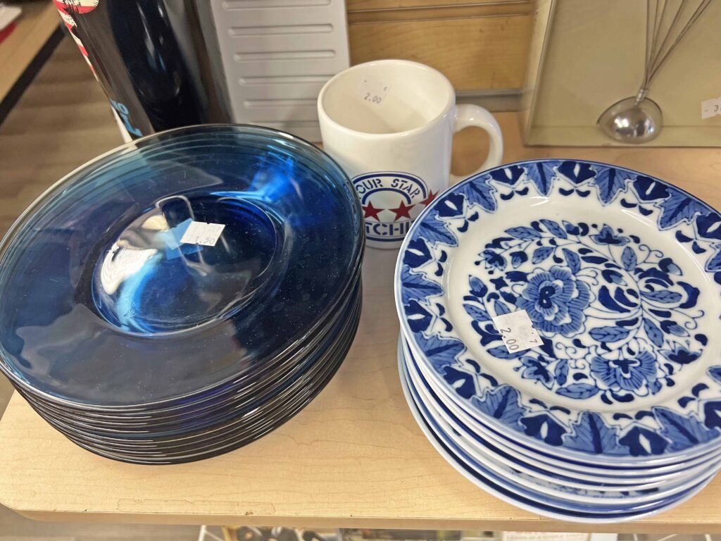 stylish thrifted patriotic decor