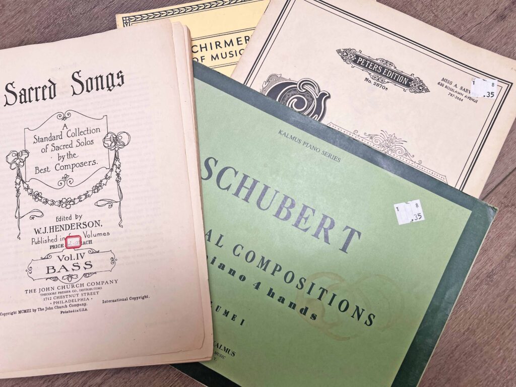 vintage sheet music frame Christmas ornaments DIY