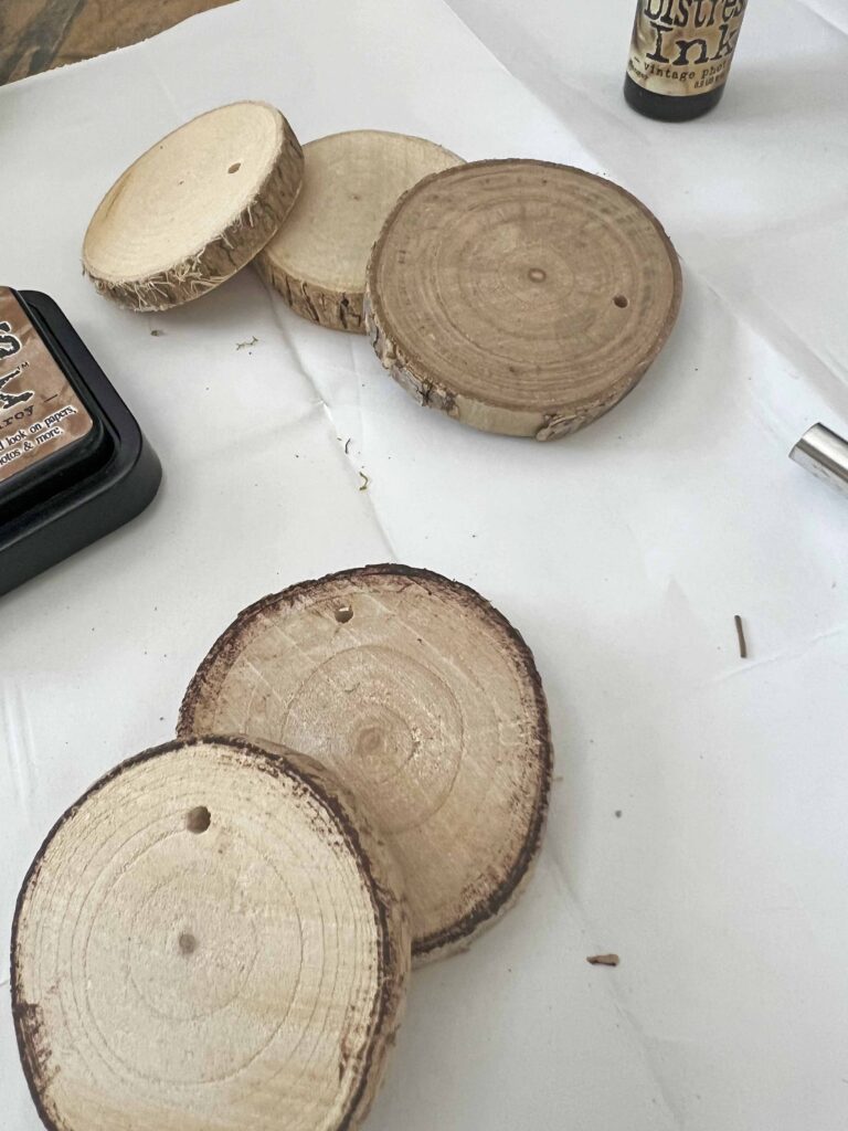 moss wreath DIY with organic touches